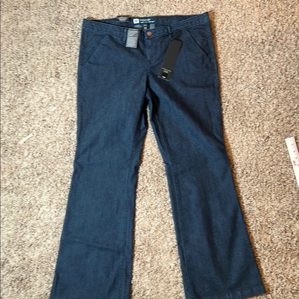 Mossimo Women’s Blue Denim Pinstripe Jeans Size 14 New With Tags
